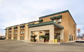 Quality Inn & Suites Hattiesburg North